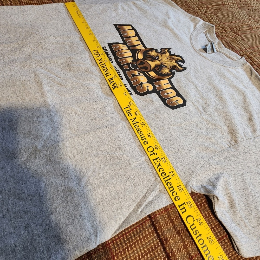 Army Hog Hunters Graphic T-Shirt XL Mens Grey Double Sided Gildan Dry Blend NWOT - Picture 3 of 7